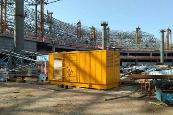 二道发电机出租如何判断空气滤清器是否需要更换？